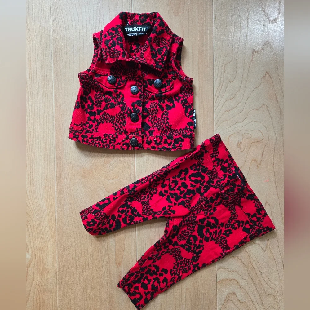 Trukfit red and black animal print 2-piece vest and pants set